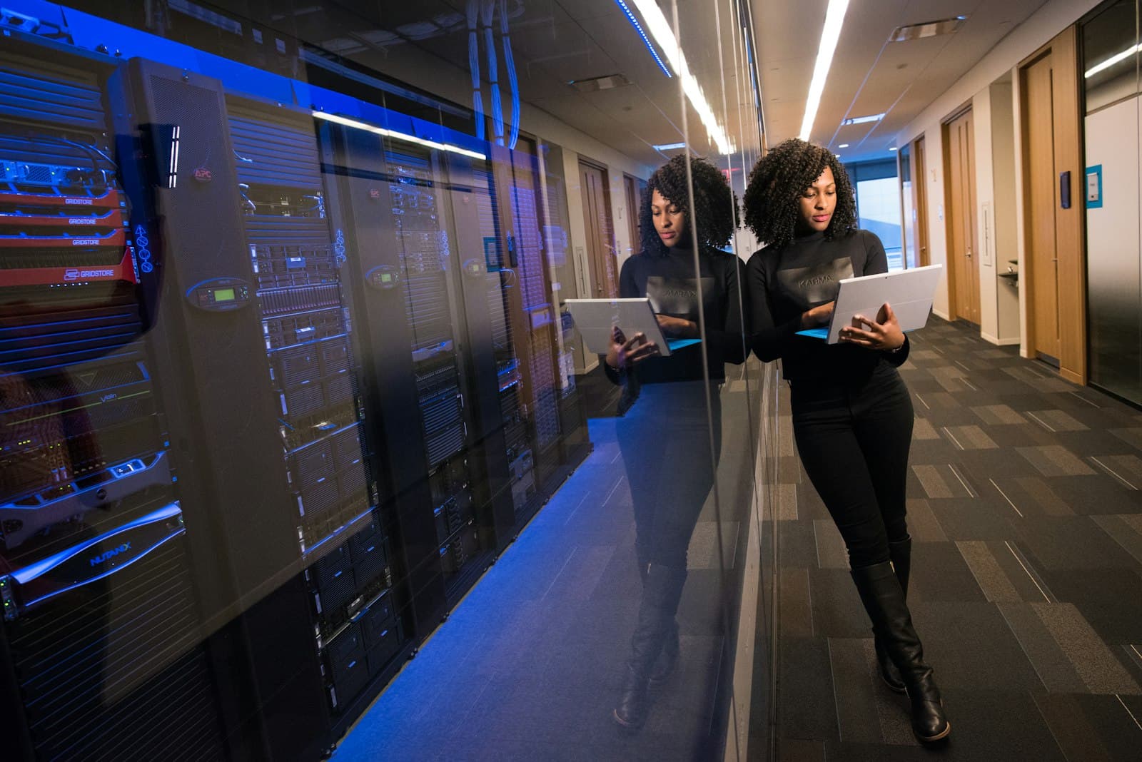 MCP vs Traditional API Integrations: Which Architecture Should Enterprises Choose in 2026?